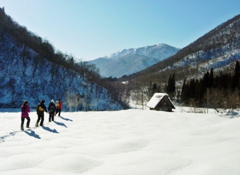 トヨタ白川郷自然學校自然体験プログラム（冬）